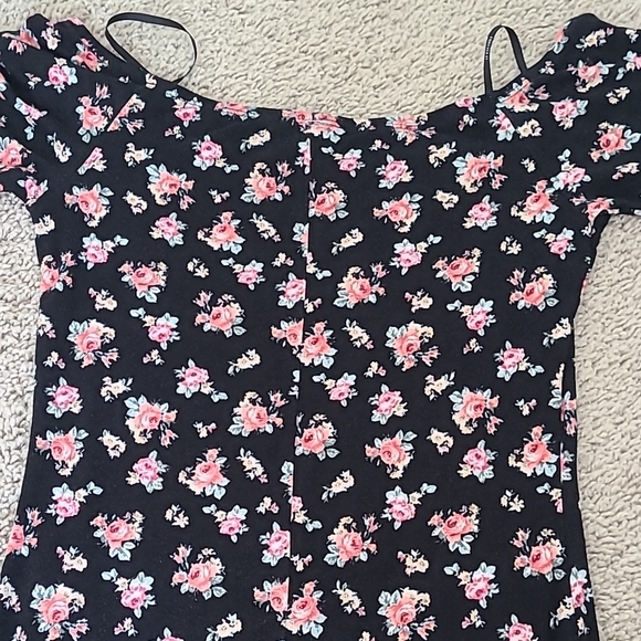 Forever 21 Pink and Black Floral Bodycon Mini Dress - Picture 11 of 13